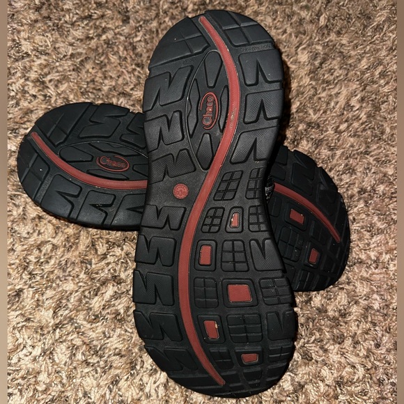 Men’s Chacos - Picture 2 of 4